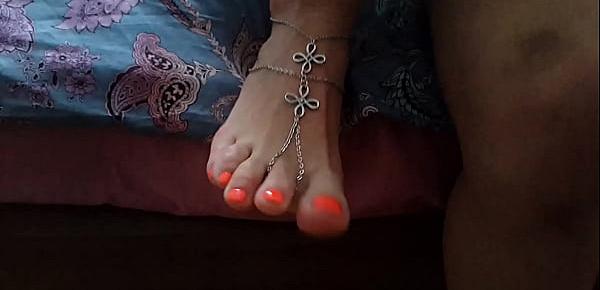  sexy wiggle toes